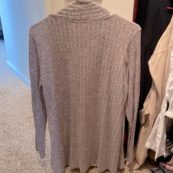Women’s Cardigan - Picture 2 of 2